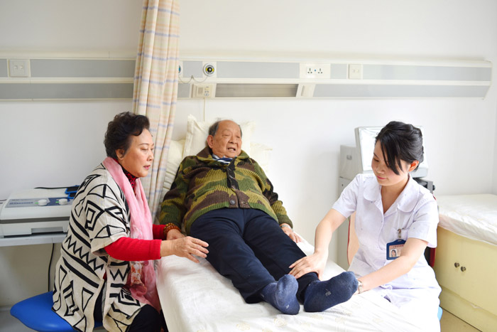 医养结合·腿部按摩